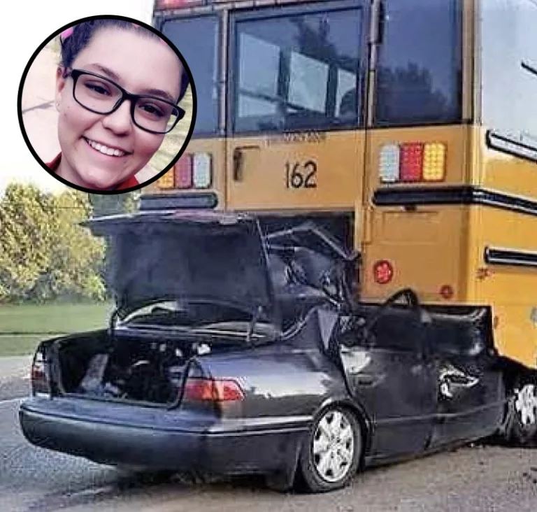 Teen D-es After Slamming Into School Bus, Then Police Find What Was In Her Hand