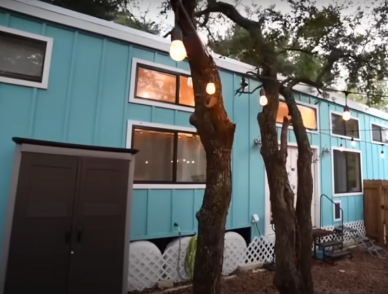 Her Spacious 42 ft 5th Wheel Tiny House – Tall Bedroom & Full Bathroom