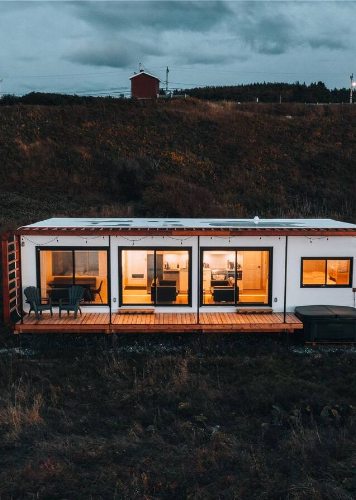 Tiny home in Sainte-Anne-des-Monts, Canada