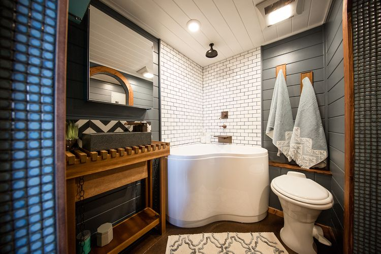 Creative Ideas for Your Tiny House Shower