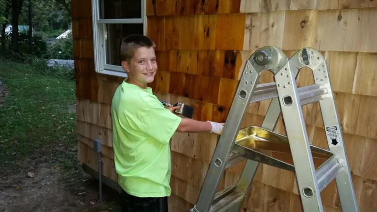 13-year-old builds $1,500 tiny house in family’s backyard
