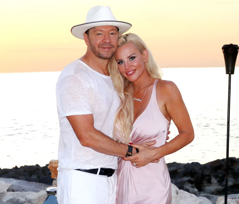 «Heartbreaking News:💔 Jenny McCarthy and Donnie Wahlberg Confirm Tragic Rumors Are Real»🥺