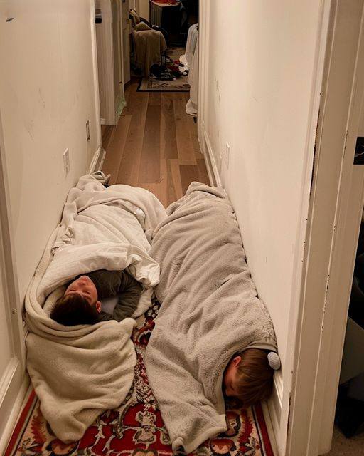 I Came Home to Find My Kids Sleeping in the Hallway — What My Husband Turned Their Bedroom into While I Was Away Made Me Feral