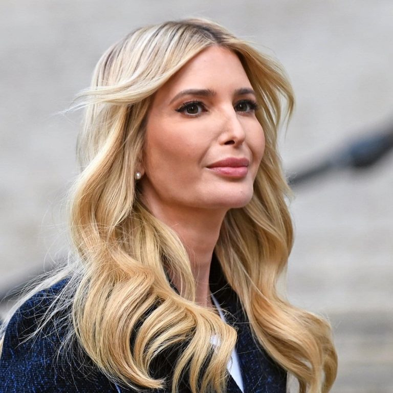 Paparazzi Sneaks Photos Of Ivanka In A Bikini And Now They’re Going Viral