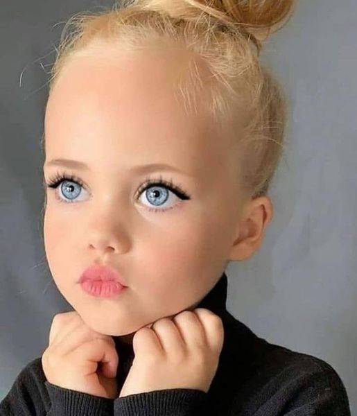 She was labeled a real-life doll when she was just 2 years old – wait and see how she looks today, many years later