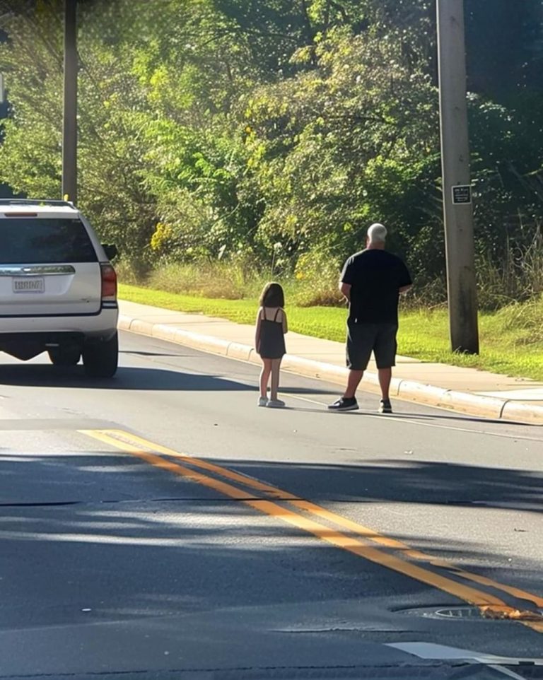 My Dad Left Me When I Was 13 — Ten Years Later, I Saw Him on the Side of the Road Hitchhiking with a Little Girl