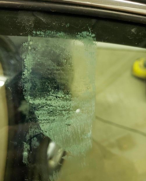 Easy Ways to Get Rid of Sticky Residue on Windows