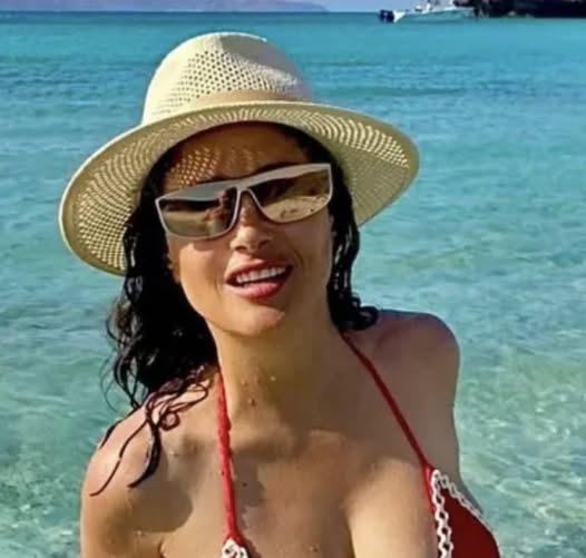 Salma Hayek’s Sizzling Beach Photoshoot at 57th Birthday Celebration