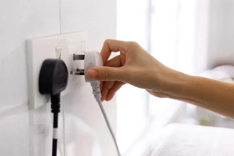 The Essential Kitchen Appliance You Must Unplug Before Going to Sleep to Avoid Fire Hazards